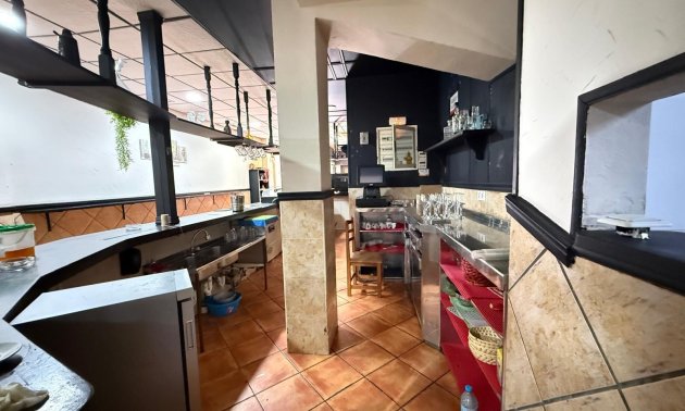 Resale - Commercial -
Torrevieja - Estacion de autobuses