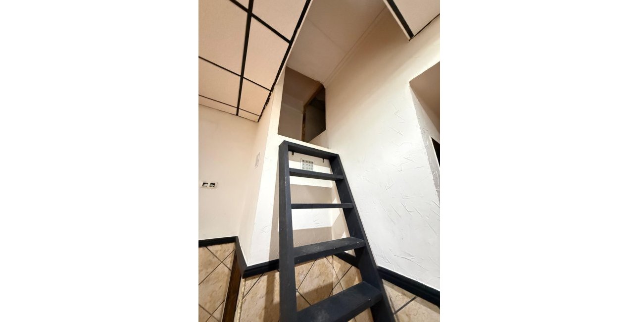 Resale - Commercial -
Torrevieja - Estacion de autobuses