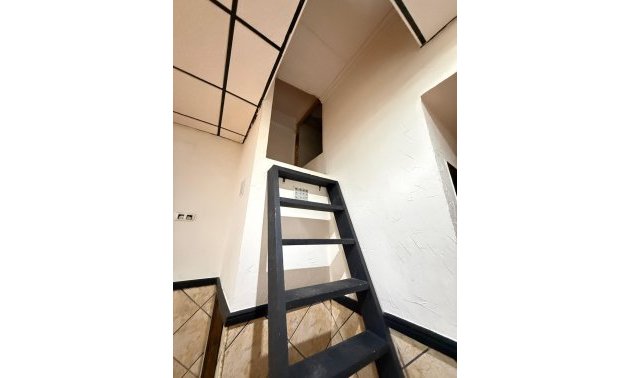 Resale - Commercial -
Torrevieja - Estacion de autobuses