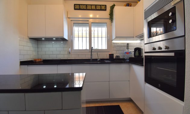 Resale - Townhouse -
Orihuela Costa - Playa Flamenca