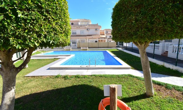 Resale - Townhouse -
Orihuela Costa - Playa Flamenca