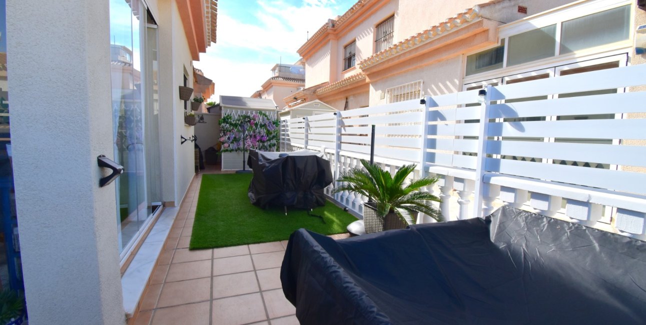 Resale - Townhouse -
Orihuela Costa - Playa Flamenca