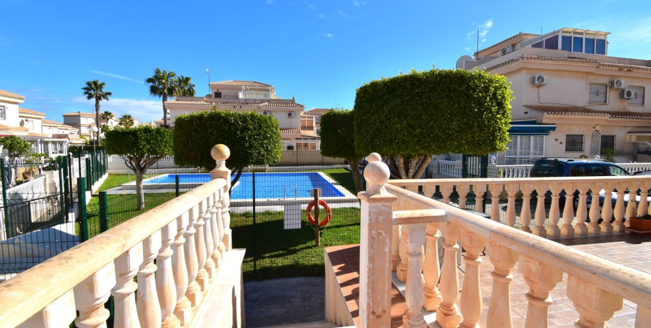 Resale - Townhouse -
Orihuela Costa - Playa Flamenca