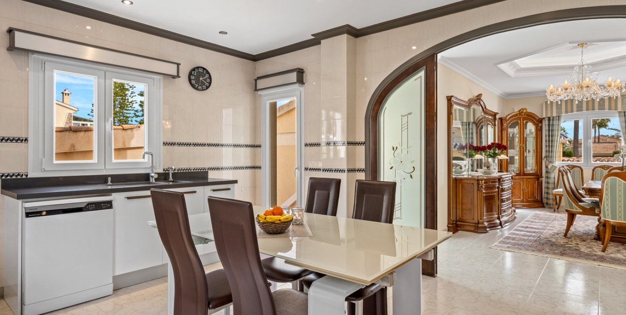 Resale - Villa -
Ciudad Quesada - Doña Pepa