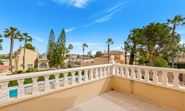 Resale - Villa -
Ciudad Quesada - Doña Pepa