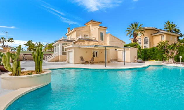 Resale - Villa -
Ciudad Quesada - Doña Pepa