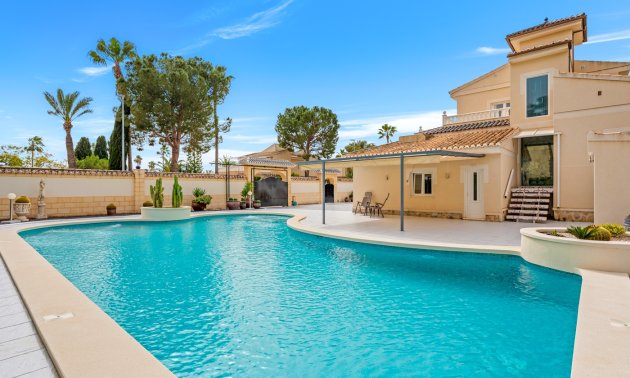 Resale - Villa -
Ciudad Quesada - Doña Pepa