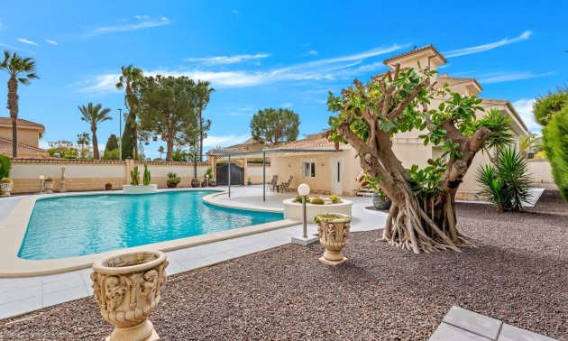 Resale - Villa -
Ciudad Quesada - Doña Pepa