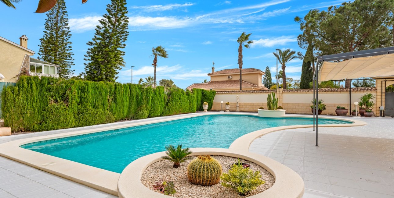 Resale - Villa -
Ciudad Quesada - Doña Pepa