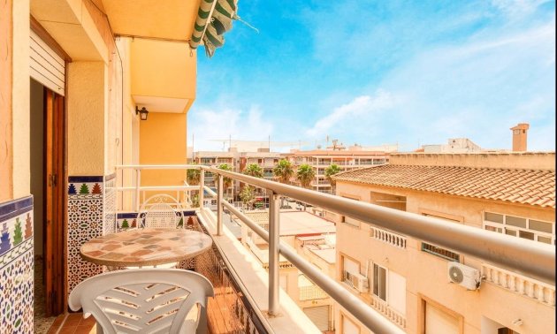 Resale - Apartment / flat -
Torrevieja - Playa de los Naufragos