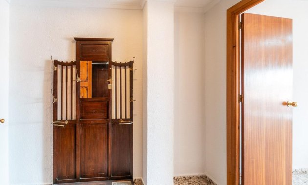 Resale - Apartment / flat -
Torrevieja - Playa de los Naufragos