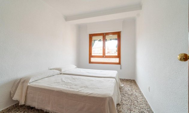 Resale - Apartment / flat -
Torrevieja - Playa de los Naufragos