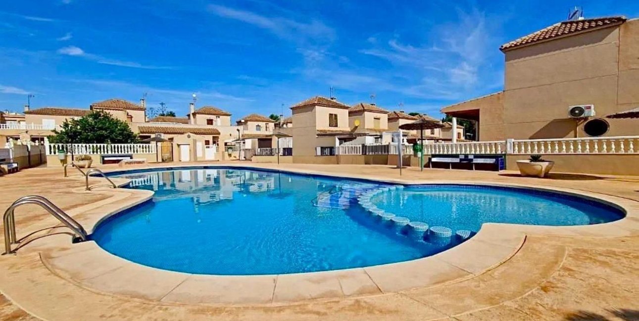 Resale - Townhouse -
Torrevieja - Los Balcones - Los Altos del Edén