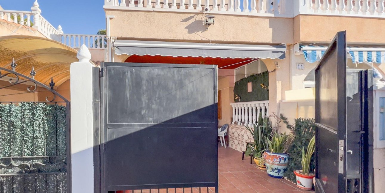 Resale - Townhouse -
Torrevieja - Los Balcones - Los Altos del Edén