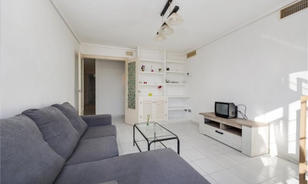 Resale - Apartment / flat -
Torrevieja - Centro