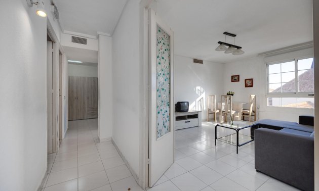 Resale - Apartment / flat -
Torrevieja - Centro