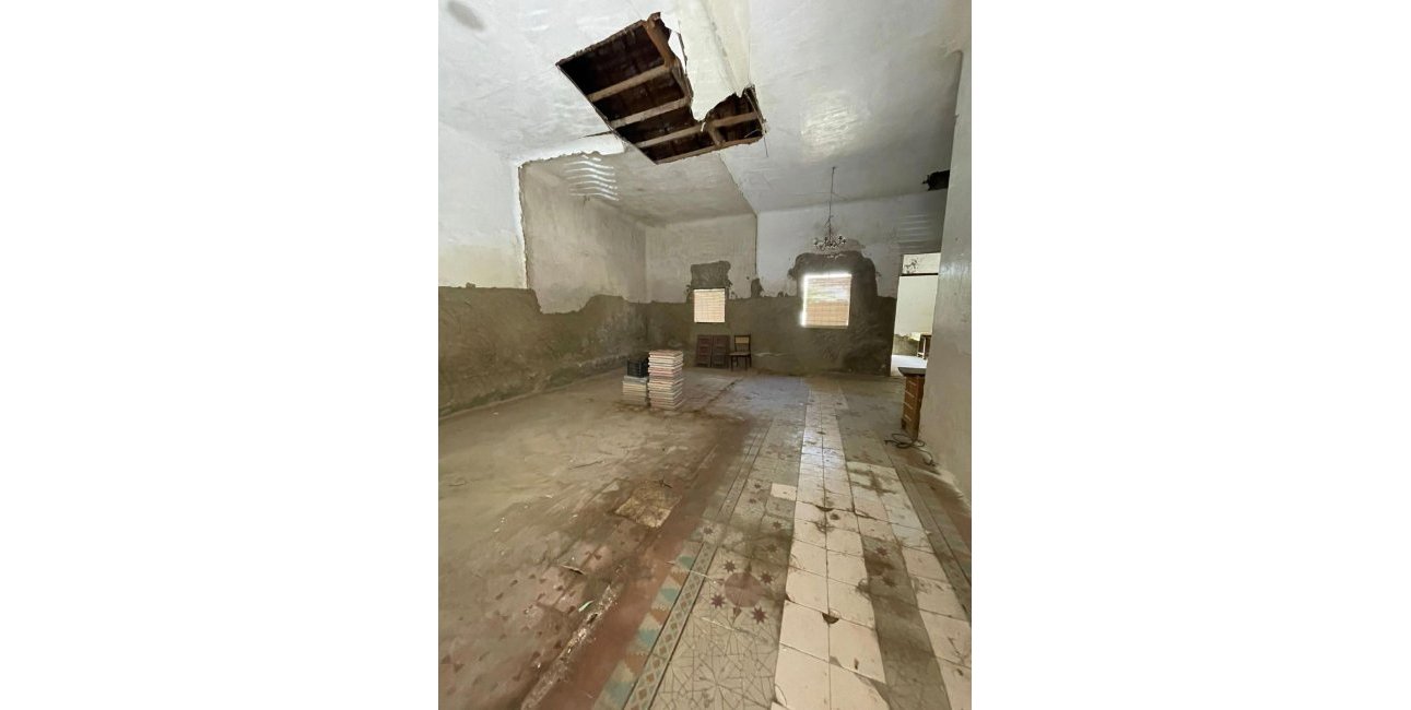 Resale - Townhouse -
Formentera del Segura - Casco urbano