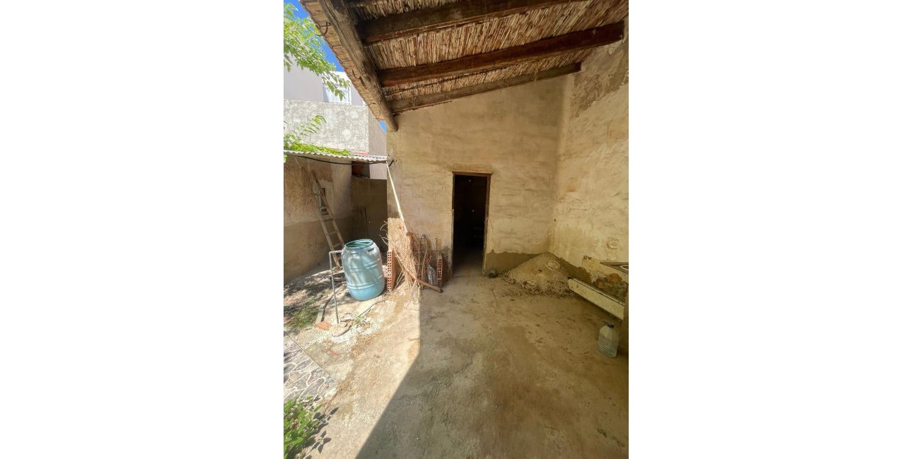 Resale - Townhouse -
Formentera del Segura - Casco urbano