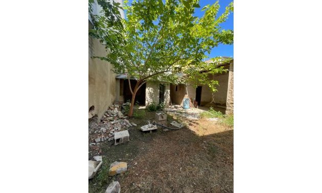 Resale - Townhouse -
Formentera del Segura - Casco urbano