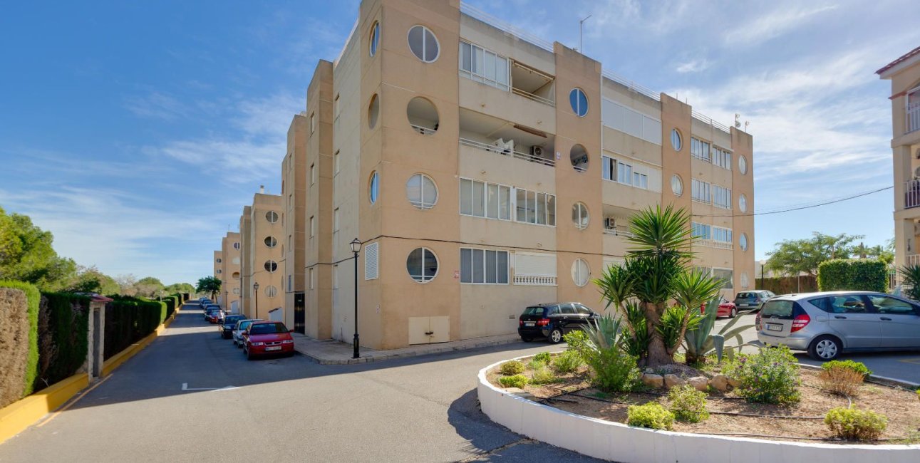 Resale - Apartment / flat -
Torrevieja - San Luis - Chaparal