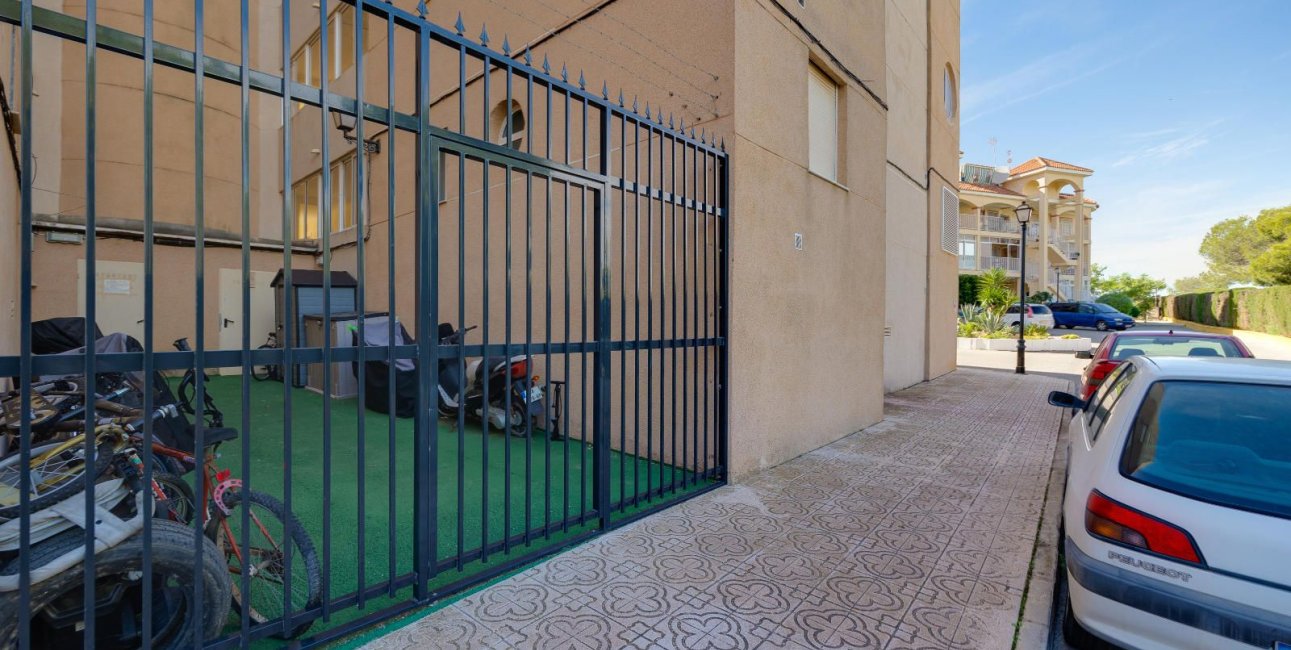 Resale - Apartment / flat -
Torrevieja - San Luis - Chaparal
