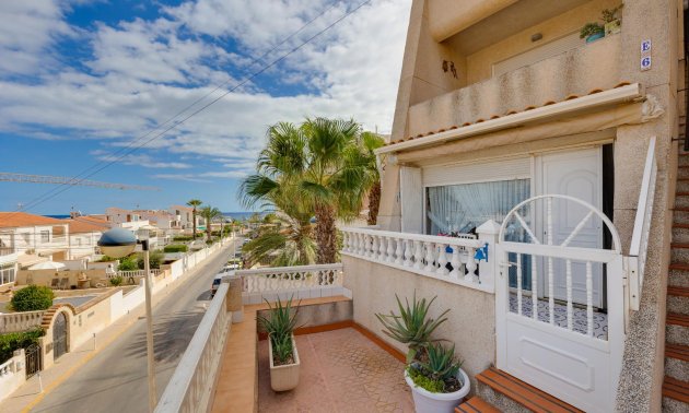Resale - Apartment / flat -
Torrevieja - La Mata