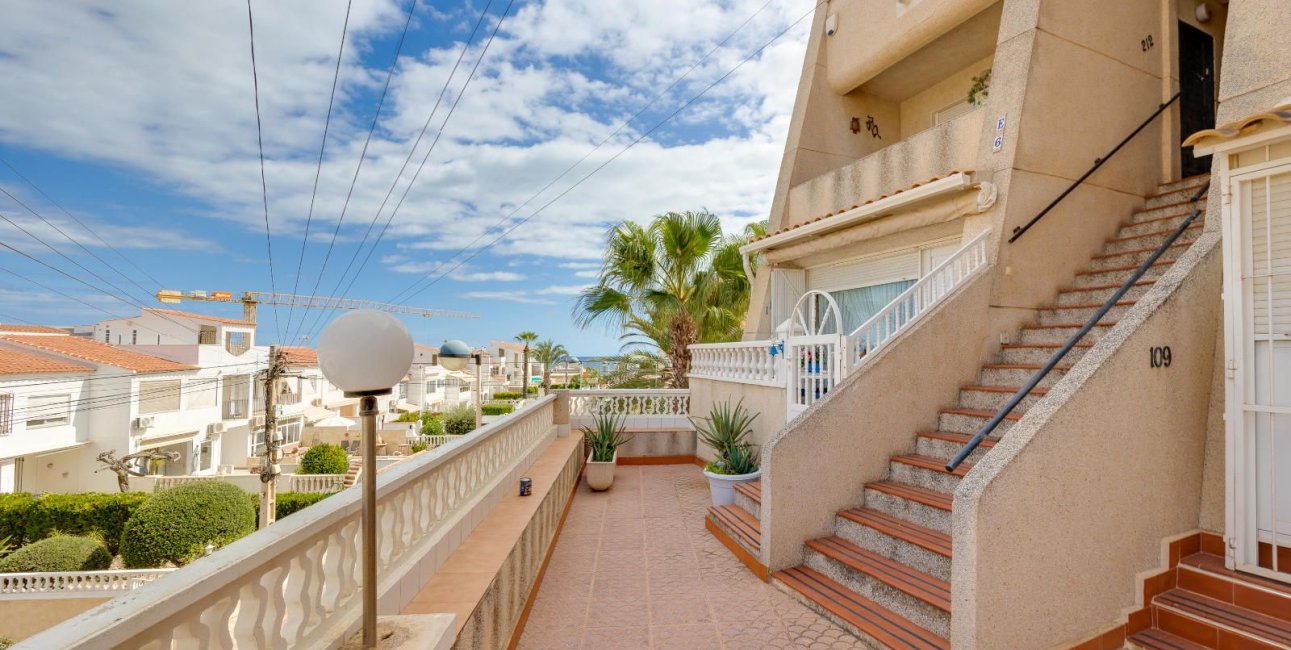 Resale - Apartment / flat -
Torrevieja - La Mata