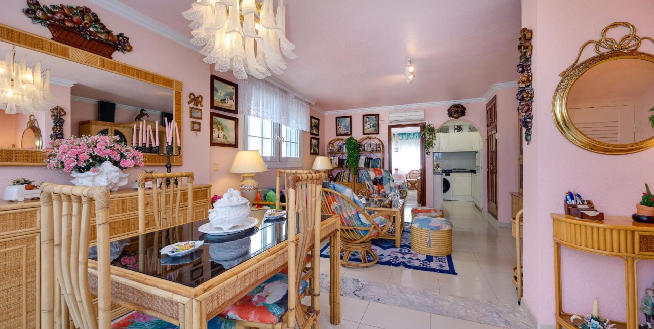 Resale - Apartment / flat -
Torrevieja - La Mata