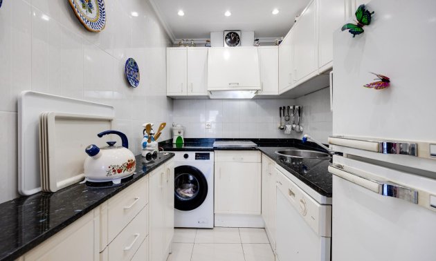 Resale - Apartment / flat -
Torrevieja - La Mata