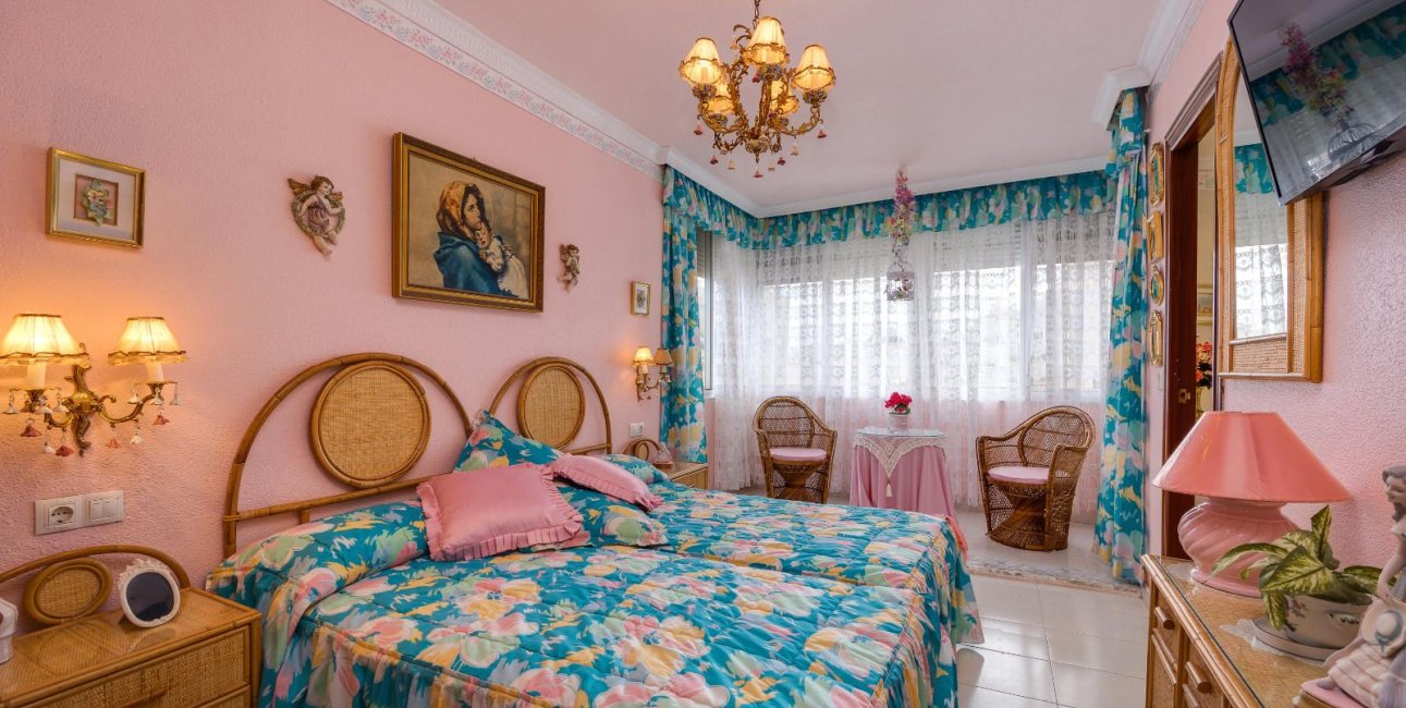 Resale - Apartment / flat -
Torrevieja - La Mata