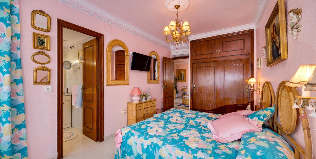 Resale - Apartment / flat -
Torrevieja - La Mata