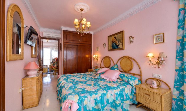 Resale - Apartment / flat -
Torrevieja - La Mata