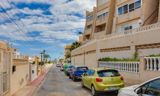 Resale - Apartment / flat -
Torrevieja - La Mata