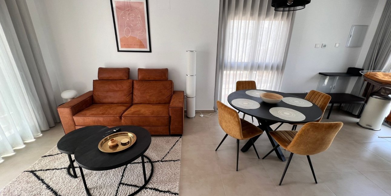 Resale - Apartment / flat -
Los Montesinos - Entre Naranjos / Vistabella Golf