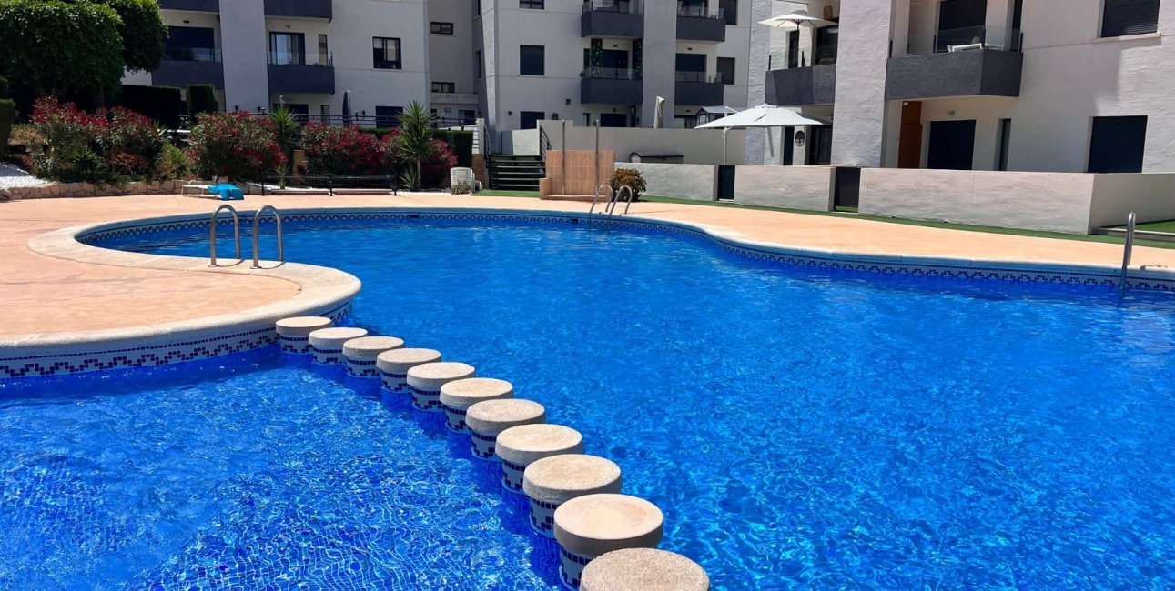 Resale - Apartment / flat -
San Miguel de Salinas - San Miguel - Town