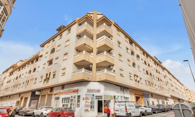 Resale - Penthouse -
Torrevieja - Estacion de autobuses