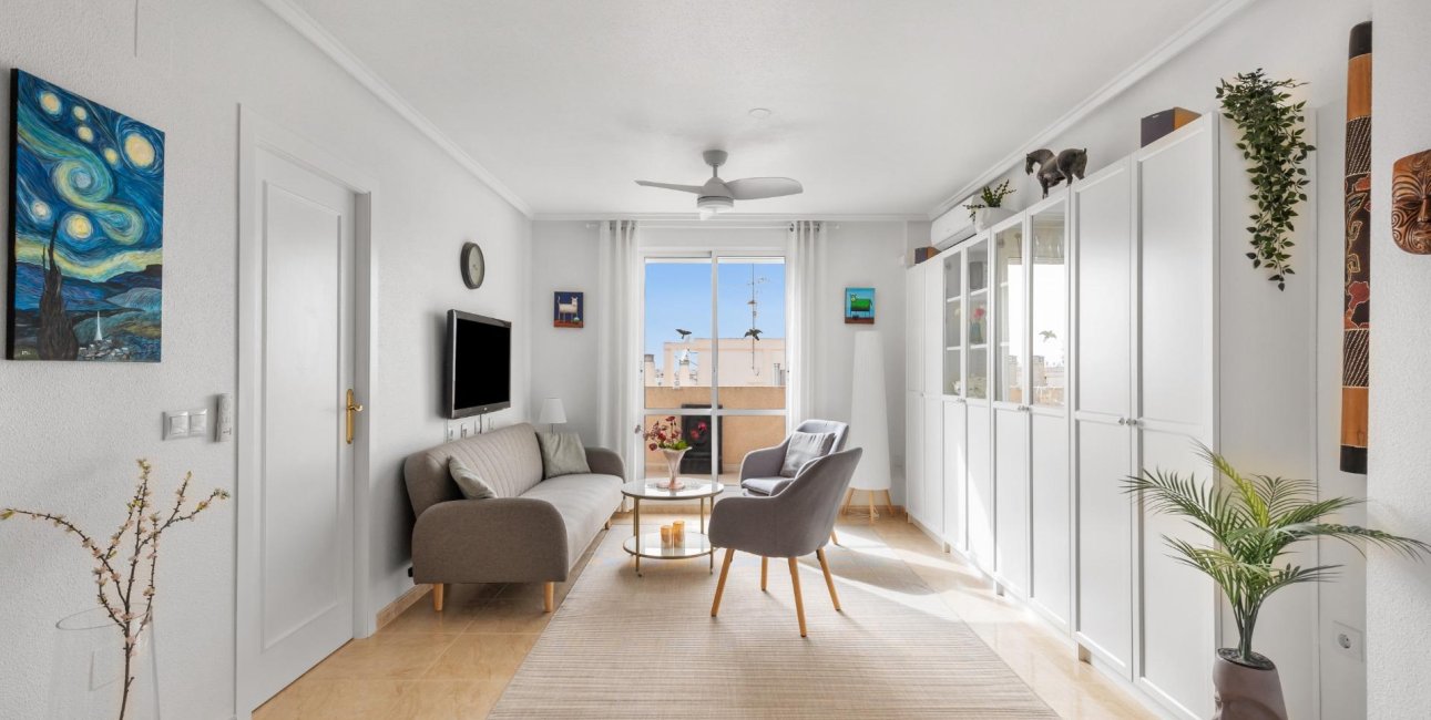 Resale - Penthouse -
Torrevieja - Estacion de autobuses