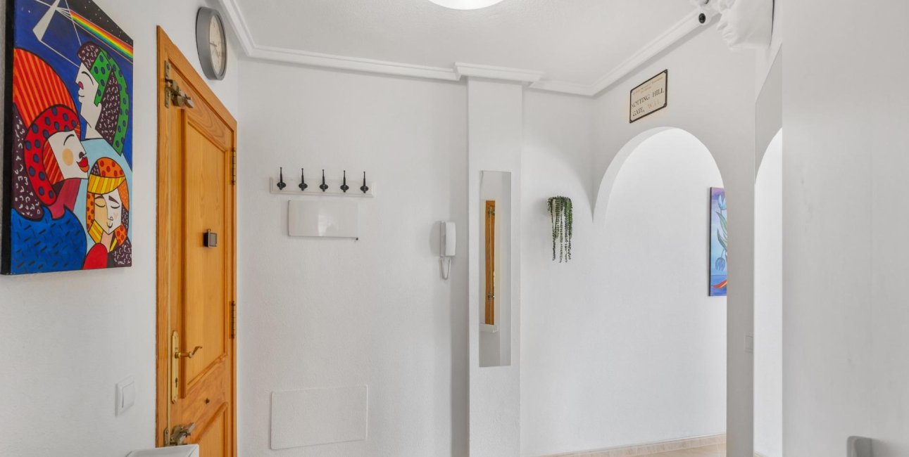 Resale - Penthouse -
Torrevieja - Estacion de autobuses