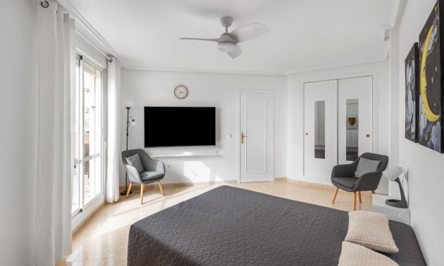 Resale - Penthouse -
Torrevieja - Estacion de autobuses