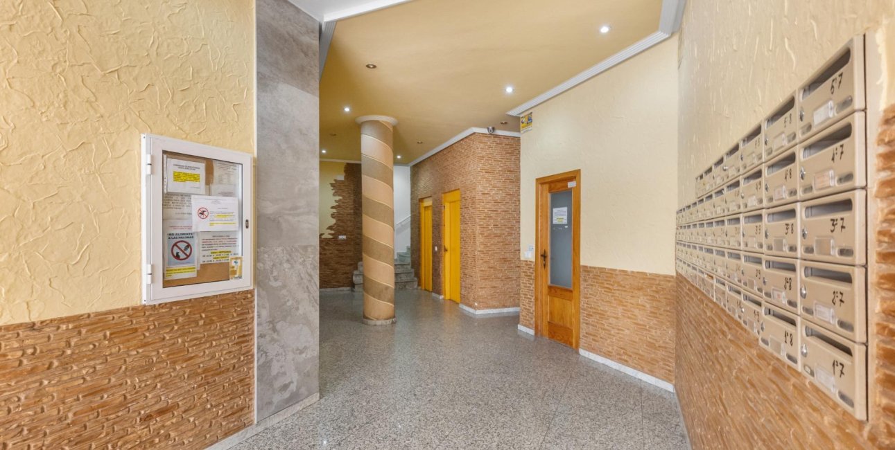 Resale - Penthouse -
Torrevieja - Estacion de autobuses