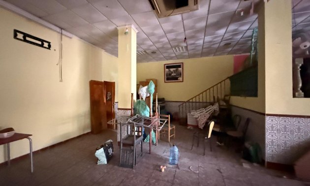 Rynek wtórny - Lokal handlowy -
Torrevieja - Playa del Cura