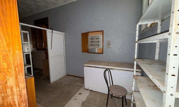 Rynek wtórny - Lokal handlowy -
Torrevieja - Playa del Cura