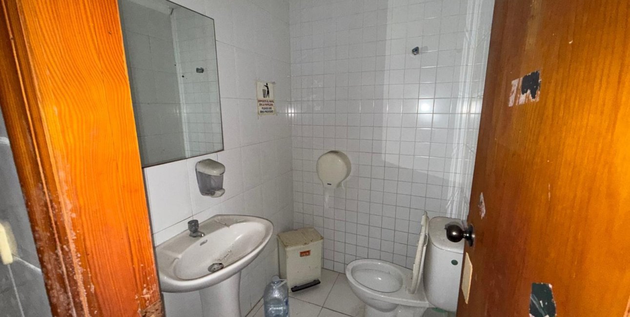 Rynek wtórny - Lokal handlowy -
Torrevieja - Playa del Cura