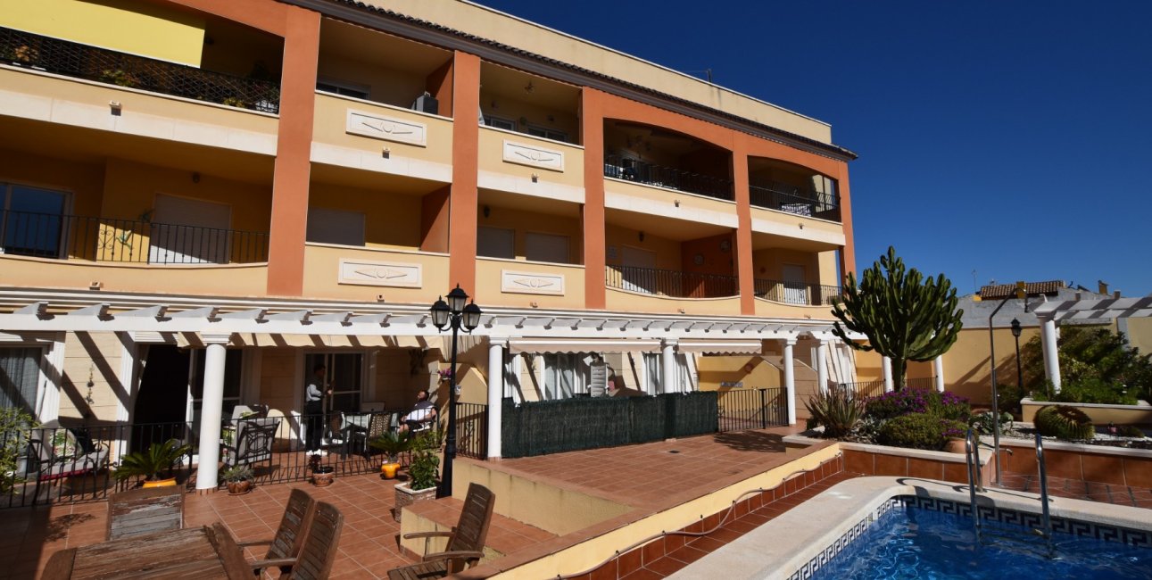 Resale - Apartment / flat -
Algorfa - Algorfa - Village