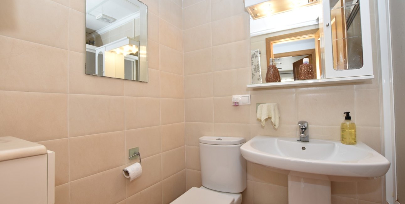 Resale - Apartment / flat -
Algorfa - Algorfa - Village