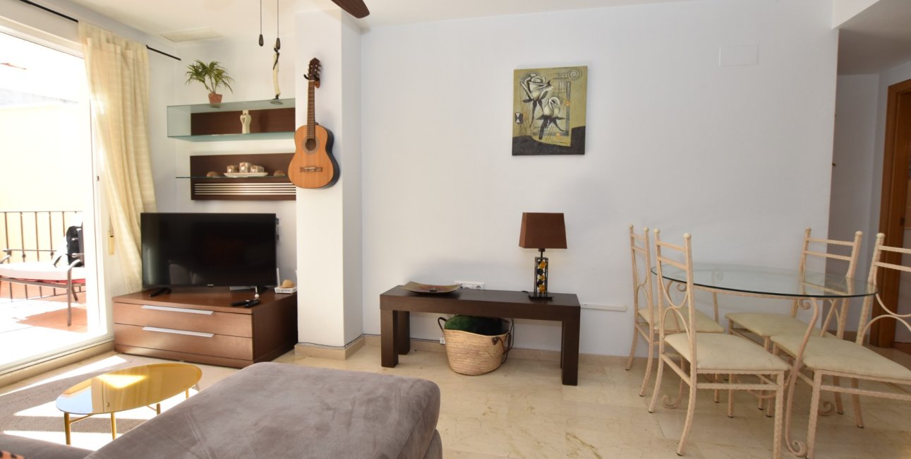 Resale - Apartment / flat -
Algorfa - Algorfa - Village