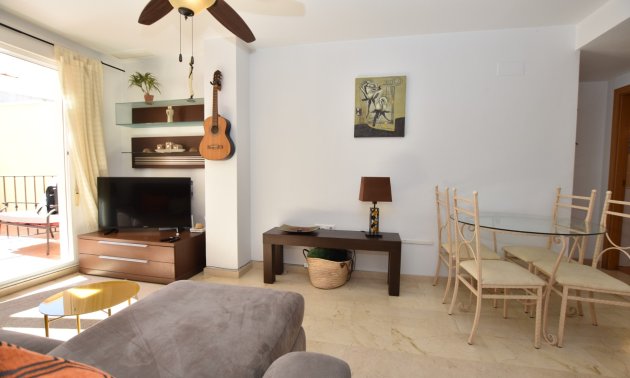 Resale - Apartment / flat -
Algorfa - Algorfa - Village