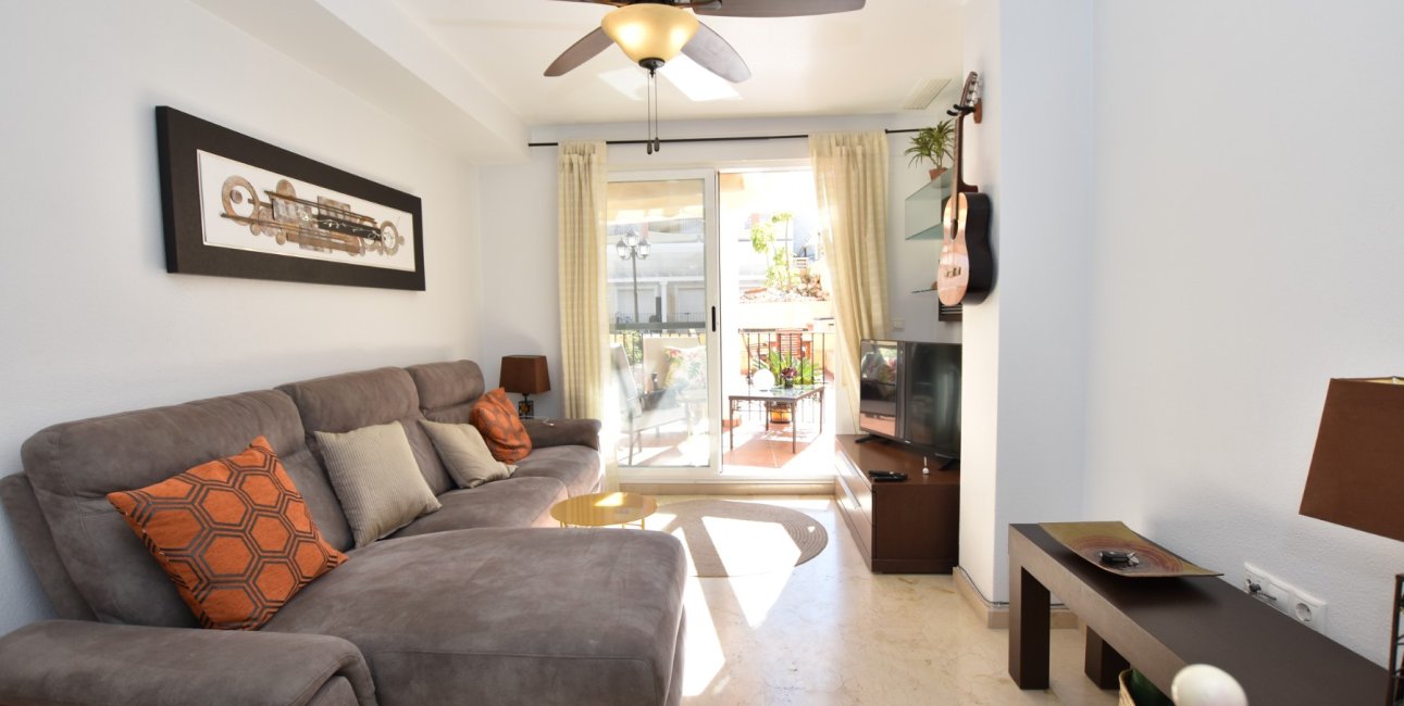 Resale - Apartment / flat -
Algorfa - Algorfa - Village
