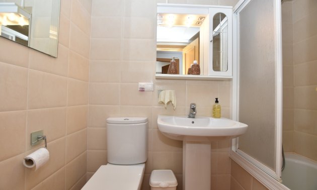 Resale - Apartment / flat -
Algorfa - Algorfa - Village