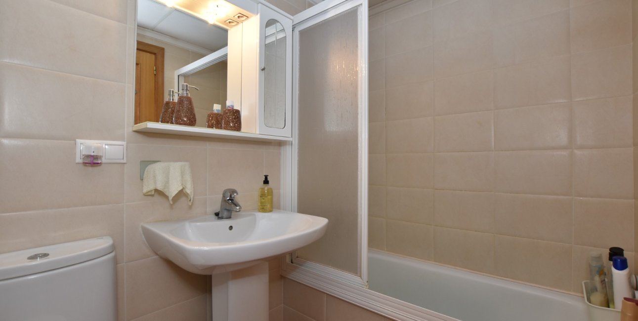 Resale - Apartment / flat -
Algorfa - Algorfa - Village